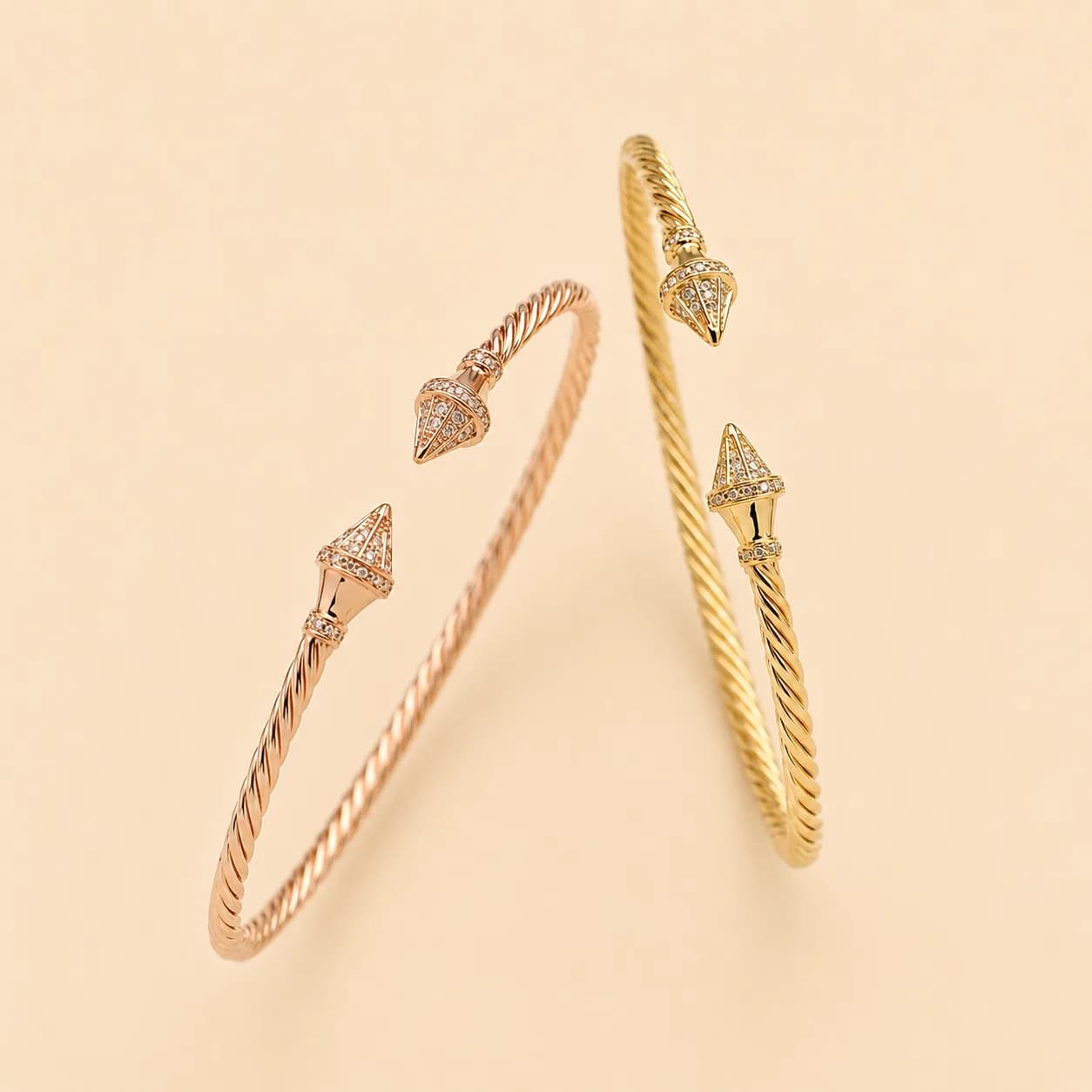 Pulsera tipo flecha