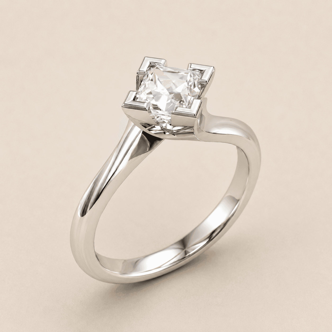 Anillo de compromiso con piedra angular