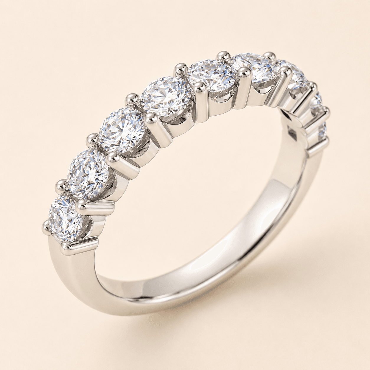 Anillo de compromiso “regina”